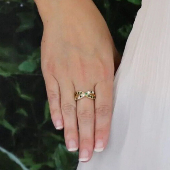 14k Yellow Gold Synthetic Green Emerald and Natural Diamond Ring Size 7 1/2 - Picture 3 of 10